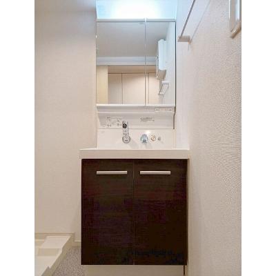 アルヴィータ 201【管理NO：1-022011601-02010】 ★家具家電は申し込み後に搬入します★の物件画像