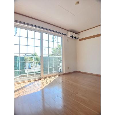 キアーロディルーナ 101【管理NO：1-011838101-01010】 ★家具家電は申し込み後に搬入します★ ★2026年11月上旬入居可能★の物件画像