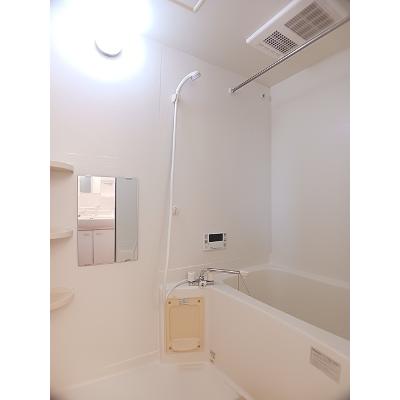キアーロディルーナ 101【管理NO：1-011838101-01010】 ★家具家電は申し込み後に搬入します★ ★2026年11月上旬入居可能★の物件画像