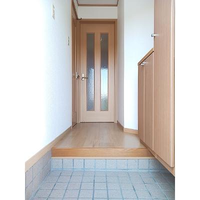 キアーロディルーナ 101【管理NO：1-011838101-01010】 ★家具家電は申し込み後に搬入します★ ★2026年11月上旬入居可能★の物件画像