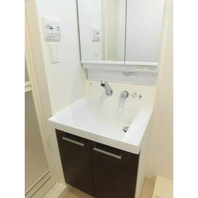 ＲＯＯＴ・ＯＮＥ 207【管理NO：1-020516601-02060】 ★家具家電は申し込み後に搬入します★の物件画像