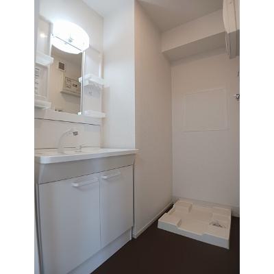 マージーサイドＢ 305【管理NO：1-023587002-03040】 ★家具家電は申し込み後に搬入します 2026年09月下旬入居可能の物件画像