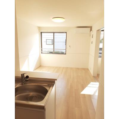 シャンポール新居 202【管理NO：1-025938401-02020】 ★家具家電は申し込み後に搬入します 2026年08月中旬入居可能の物件画像