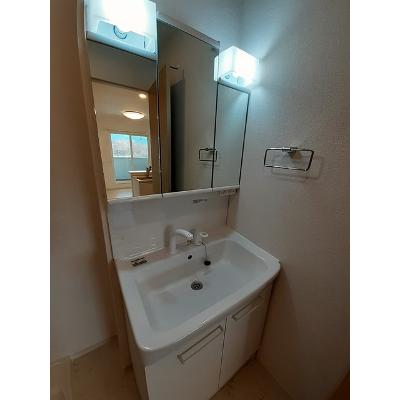 ラ　ヴェローナ 203【管理NO：1-026346301-02030】 ★家具家電は申し込み後に搬入します 2027年01月中旬入居可能の物件画像