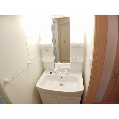 コリーヌ 202【管理NO：1-015524601-02020】 ★家具家電は申し込み後に搬入します★ ★2026年09月上旬入居可能★の物件画像