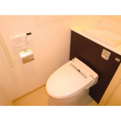 ラ・ロゼベールⅡ 401【管理NO：1-017165701-04010】 ★家具家電は申し込み後に搬入します★ ★2026年09月中旬入居可能★の物件画像
