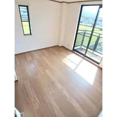 エテルノ　ノーヴァＢ 201【管理NO：1-011403102-02010】 ★家具家電は申し込み後に搬入します★の物件画像