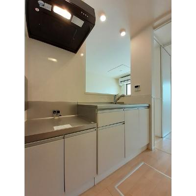 アジュール 103【管理NO：1-022412301-01030】 ★家具家電は申し込み後に搬入します★の物件画像