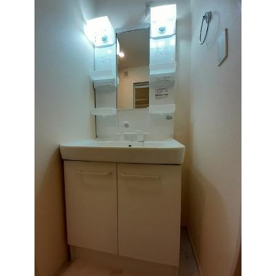 アジュール 103【管理NO：1-022412301-01030】 ★家具家電は申し込み後に搬入します★の物件画像