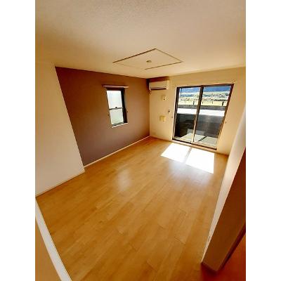 ボール・ド・ロー 101【管理NO：1-022080401-01010】 ★家具家電は申し込み後に搬入します★ ★2026年09月中旬入居可能★の物件画像