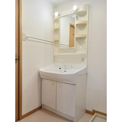 マジェスティックス 103【管理NO：1-012190501-01030】 ★家具家電は申し込み後に搬入します★ ★2026年09月上旬入居可能★の物件画像