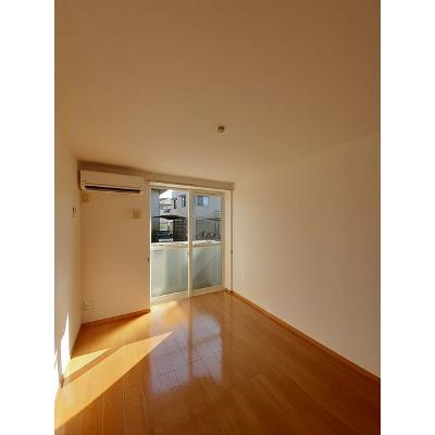 マジェスティックス 101【管理NO：1-012190501-01010】 ★家具家電は申し込み後に搬入します★ ★2026年09月中旬入居可能★の物件画像