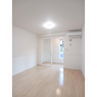 アスリープ　Ⅰ 101【管理NO：1-025175701-01010】 ★家具家電は申し込み後に搬入します★の物件画像