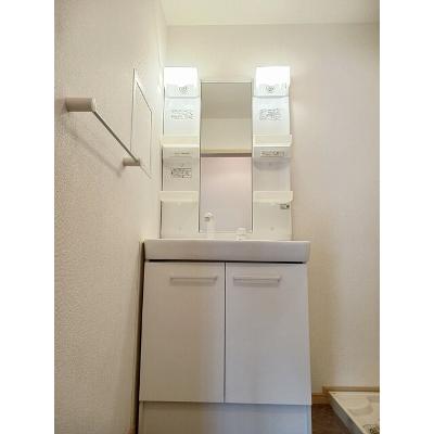 クレメント 203【管理NO：1-015908401-02030】 ★家具家電は申し込み後に搬入します★ ★2026年09月中旬入居可能★の物件画像
