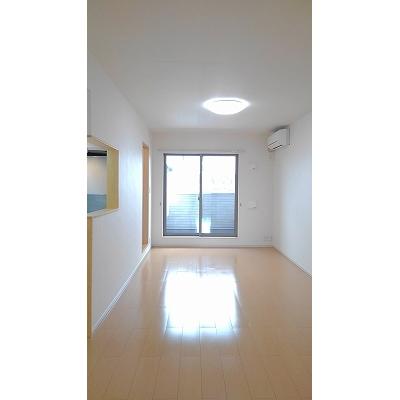 ラフコリーヌ 303【管理NO：1-019591901-03030】 ★家具家電は申し込み後に搬入します★ ★2026年09月中旬入居可能★の物件画像
