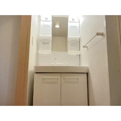 サンリットガーデンＣ 104【管理NO：1-020558101-01040】 ★家具家電は申し込み後に搬入します★の物件画像