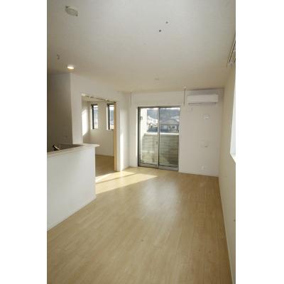 エンブレイスⅢ 201【管理NO：1-023959301-02010】 ★家具家電は申し込み後に搬入します★ ★2026年10月中旬入居可能★の物件画像