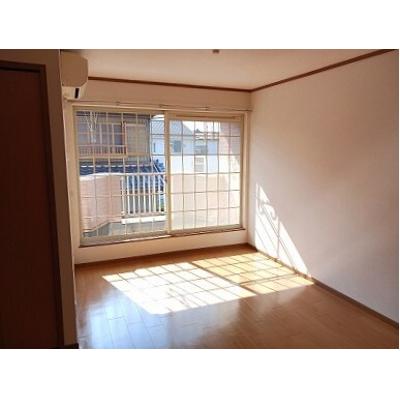 プリムロ－ズ 202【管理NO：1-009485601-02020】 ★家具家電は申し込み後に搬入します★の物件画像