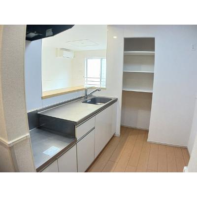 ウインドブレイク 202【管理NO：1-020591301-02020】 ★家具家電は申し込み後に搬入します★ ★2026年10月上旬入居可能★の物件画像