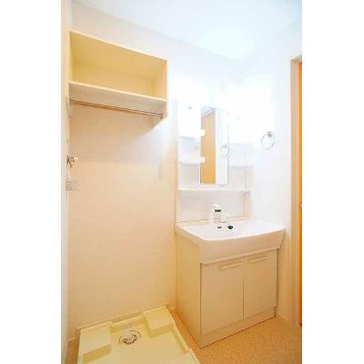 エルア　カパルＡ 102【管理NO：1-023321101-01020】 ★家具家電は申し込み後に搬入します 2026年09月中旬入居可能の物件画像