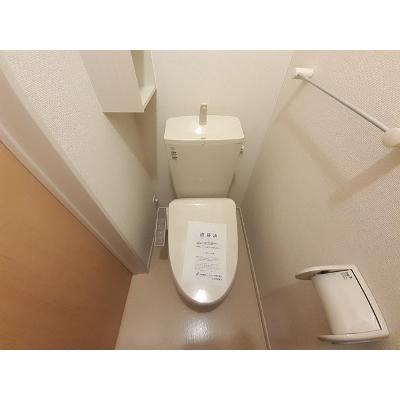フロントリヴァーＣ 102【管理NO：1-019975403-01020】 ★家具家電は申し込み後に搬入します★の物件画像