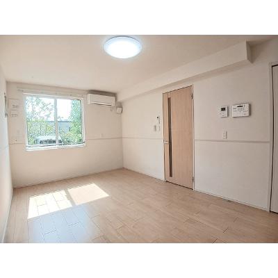 パンプキンⅤ 103【管理NO：1-024223102-01030】 ★家具家電は申し込み後に搬入します★ ★2026年09月上旬入居可能★の物件画像