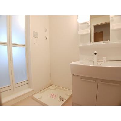 ソレイユ・フルールⅢ 102【管理NO：1-023783701-01020】 ★家具家電は申し込み後に搬入します★ ★2026年09月中旬入居可能★の物件画像