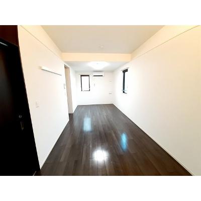 ラ　ルーチェ 203【管理NO：1-020425401-02030】 ★家具家電は申し込み後に搬入します★の物件画像