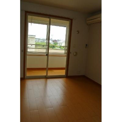 ラ・フルールＢ 201【管理NO：1-015233302-02010】 ★家具家電は申し込み後に搬入します★ ★2026年09月上旬入居可能★の物件画像