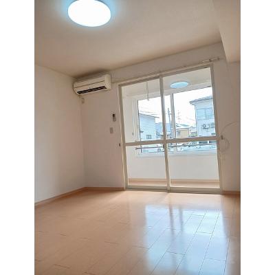 エアリーグレイス 102【管理NO：1-015467101-01020】 ★家具家電は申し込み後に搬入します★ ★2026年10月上旬入居可能★の物件画像