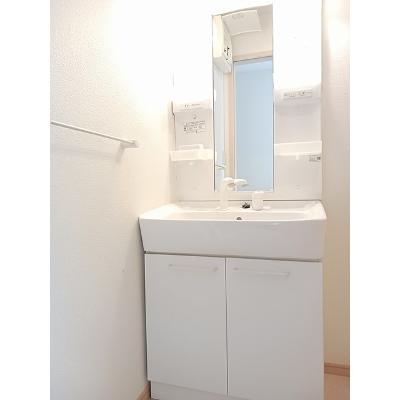 エアリーグレイス 102【管理NO：1-015467101-01020】 ★家具家電は申し込み後に搬入します★ ★2026年10月上旬入居可能★の物件画像
