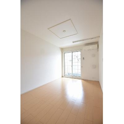 Ｑ－フロンティアⅡ 106【管理NO：1-017651101-01050】 ★家具家電は申し込み後に搬入します★の物件画像
