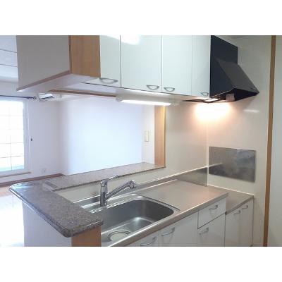 ソレアード萩山 202【管理NO：1-013616801-02020】 ★家具家電は申し込み後に搬入します★ ★2026年09月上旬入居可能★の物件画像