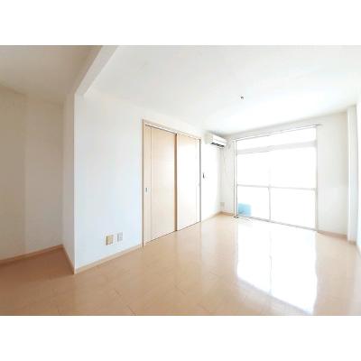 グランデール松本 201【管理NO：1-004234101-02010】 ★家具家電は申し込み後に搬入します 2026年08月上旬入居可能の物件画像