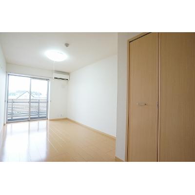 ブレイブコート 303【管理NO：1-016286901-03030】 ★家具家電は申し込み後に搬入します★ ★2026年09月中旬入居可能★の物件画像