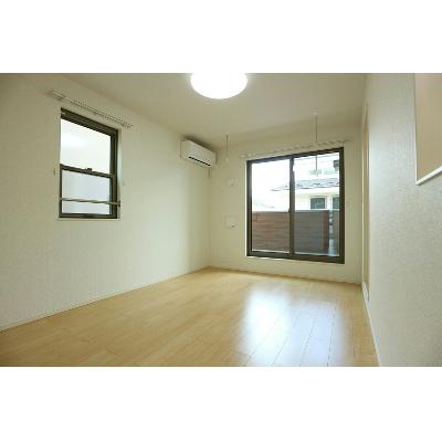 ラ・セゾン 201【管理NO：1-018118101-02010】 ★家具家電は申し込み後に搬入します 2026年08月中旬入居可能の物件画像