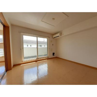 エバーグリーン 203【管理NO：1-015393501-02030】 ★家具家電は申し込み後に搬入します★ ★2026年09月中旬入居可能★の物件画像
