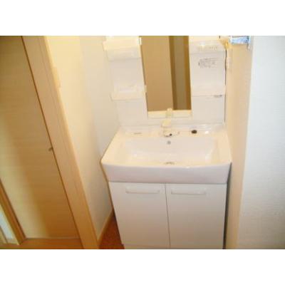 グリーンフィールズ 203【管理NO：1-005242401-02030】 ★家具家電は申し込み後に搬入します★ ★2026年09月中旬入居可能★の物件画像