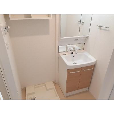 フェレスカーレ　戸頭 101【管理NO：1-022338201-01010】 ★家具家電は申し込み後に搬入します★ ★2026年09月下旬入居可能★の物件画像