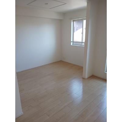 フラワー　Ａ 202【管理NO：1-022190501-02020】 ★家具家電は申し込み後に搬入します★ ★2026年09月中旬入居可能★の物件画像
