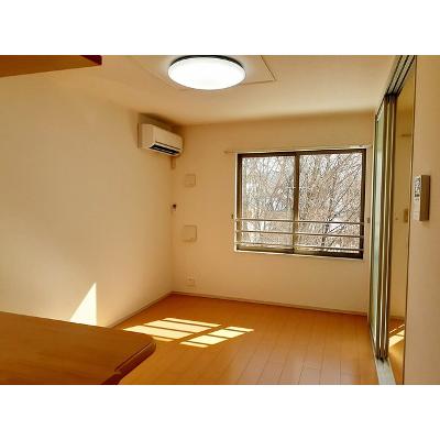 ハミングバード 201【管理NO：1-020877301-02010】 ★家具家電は申し込み後に搬入します 2026年09月中旬入居可能の物件画像