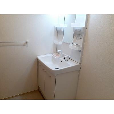 ハミングバード 201【管理NO：1-020877301-02010】 ★家具家電は申し込み後に搬入します 2026年09月中旬入居可能の物件画像