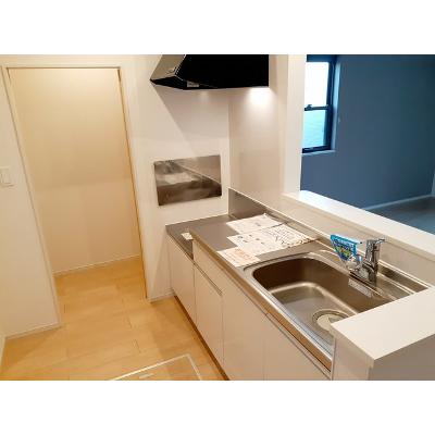 シン　アペックス 101【管理NO：1-022729401-01010】 ★家具家電は申し込み後に搬入します 2026年09月中旬入居可能の物件画像