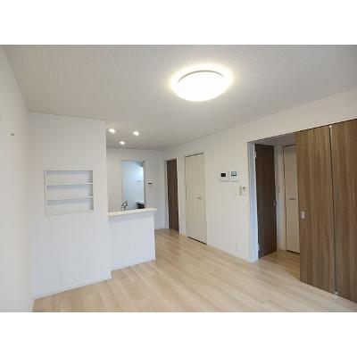 ミストラル 101【管理NO：1-028330601-01010】 ★家具家電は申し込み後に搬入します★ ★2026年11月中旬入居可能★の物件画像