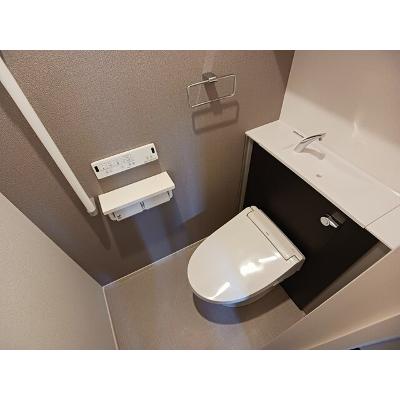 ミストラル 101【管理NO：1-028330601-01010】 ★家具家電は申し込み後に搬入します★ ★2026年11月中旬入居可能★の物件画像