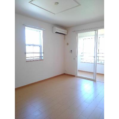 モンソレイユⅢ 204【管理NO：1-013709703-02040】 ★家具家電は申し込み後に搬入します★ ★2026年09月中旬入居可能★の物件画像