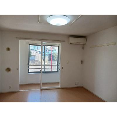 コ－ポサンパ－ル 101【管理NO：1-020402901-01010】 ★家具家電は申し込み後に搬入します 2026年09月中旬入居可能の物件画像
