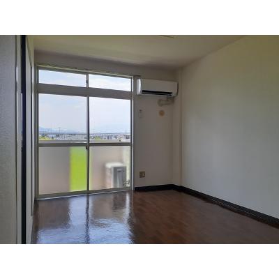 グランヴェール内藤 202【管理NO：1-004076401-02020】 ★家具家電は申し込み後に搬入します★ ★2026年09月中旬入居可能★の物件画像