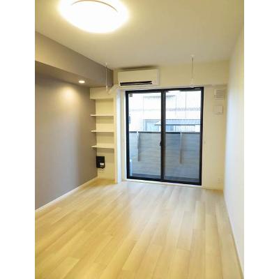 スプリング　コート 103【管理NO：1-026477301-01030】 ★家具家電は申し込み後に搬入します★ ★2026年09月中旬入居可能★の物件画像