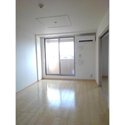 グロリア　レジデンス 405【管理NO：1-018988201-04050】 ★家具家電は申し込み後に搬入します★ ★2026年09月中旬入居可能★の物件画像